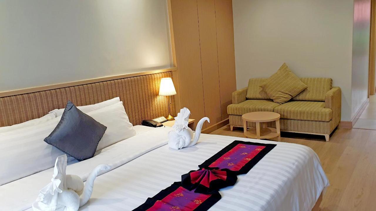 Art Patong Residence Mai Khao Exterior photo