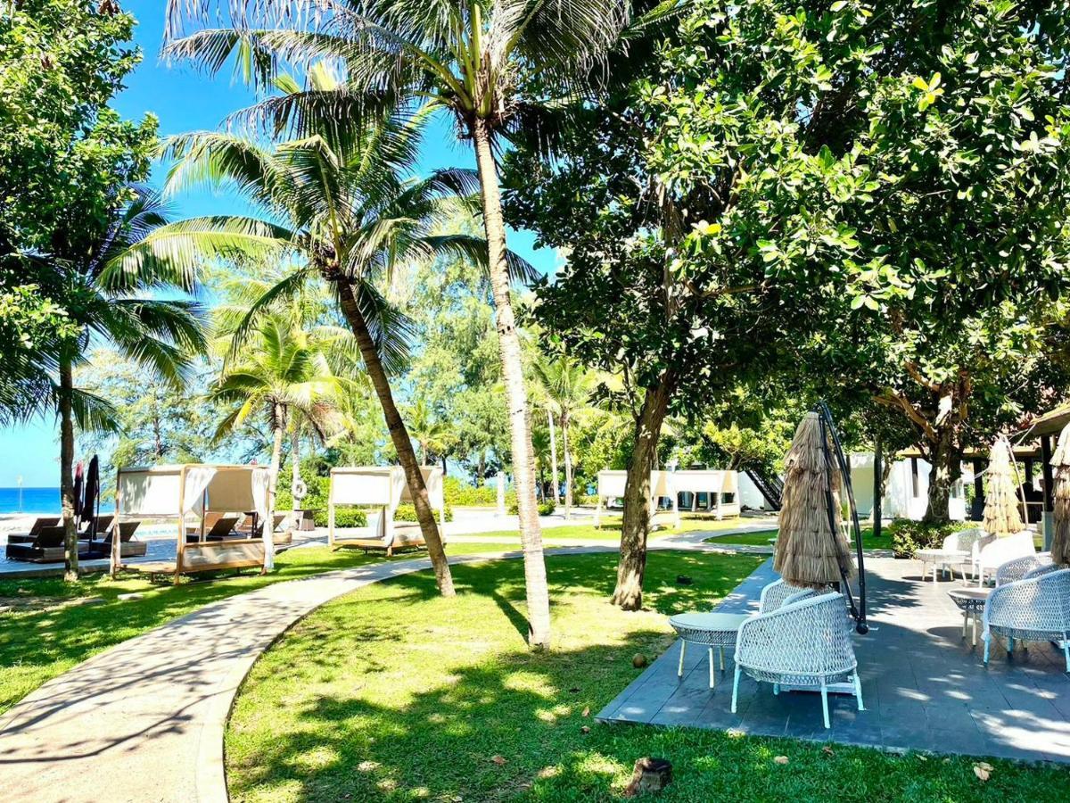 Art Patong Residence Mai Khao Exterior photo