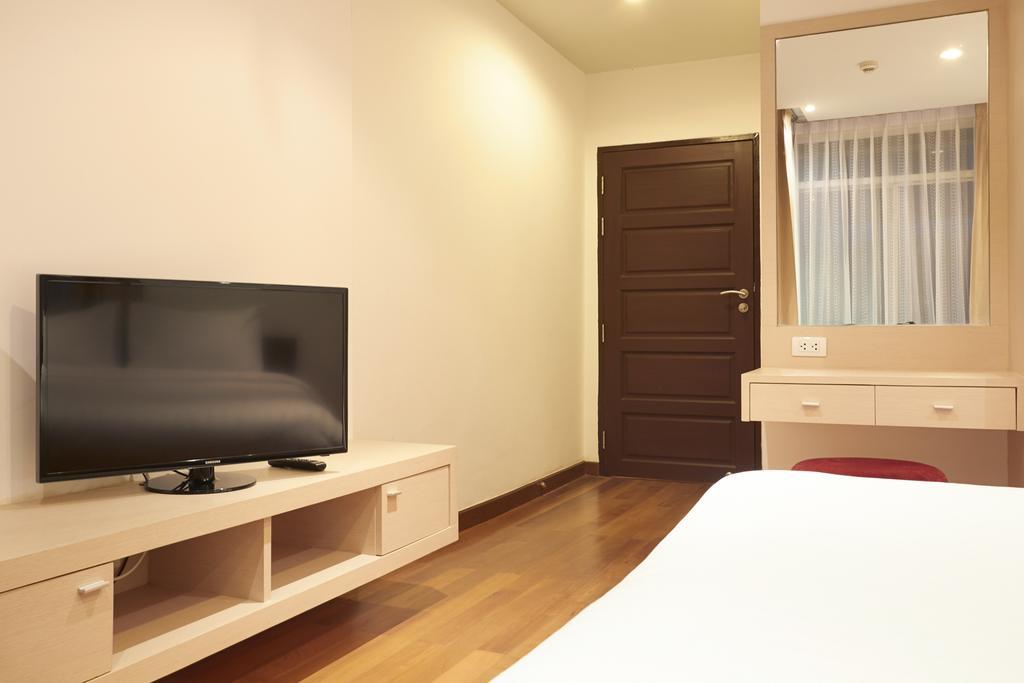 Art Patong Residence Mai Khao Exterior photo