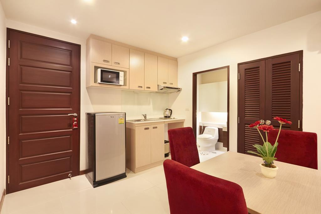 Art Patong Residence Mai Khao Exterior photo